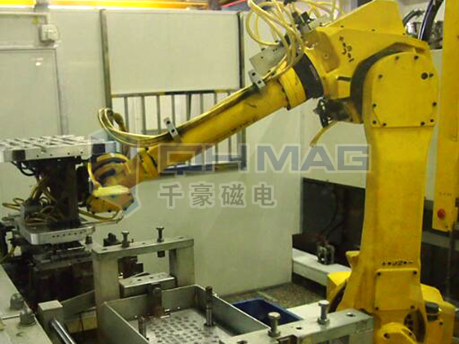 吸盤(pán)機(jī)械手