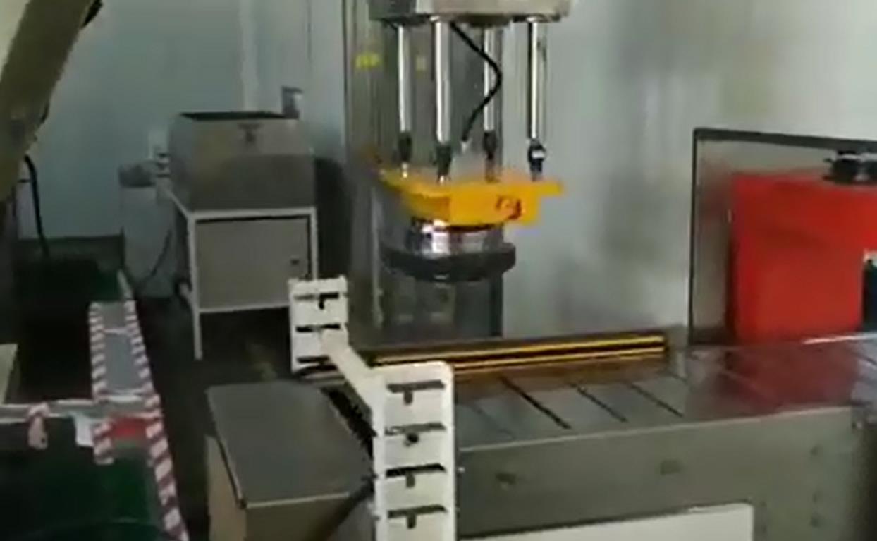 自動(dòng)化機(jī)械手吸盤(pán)