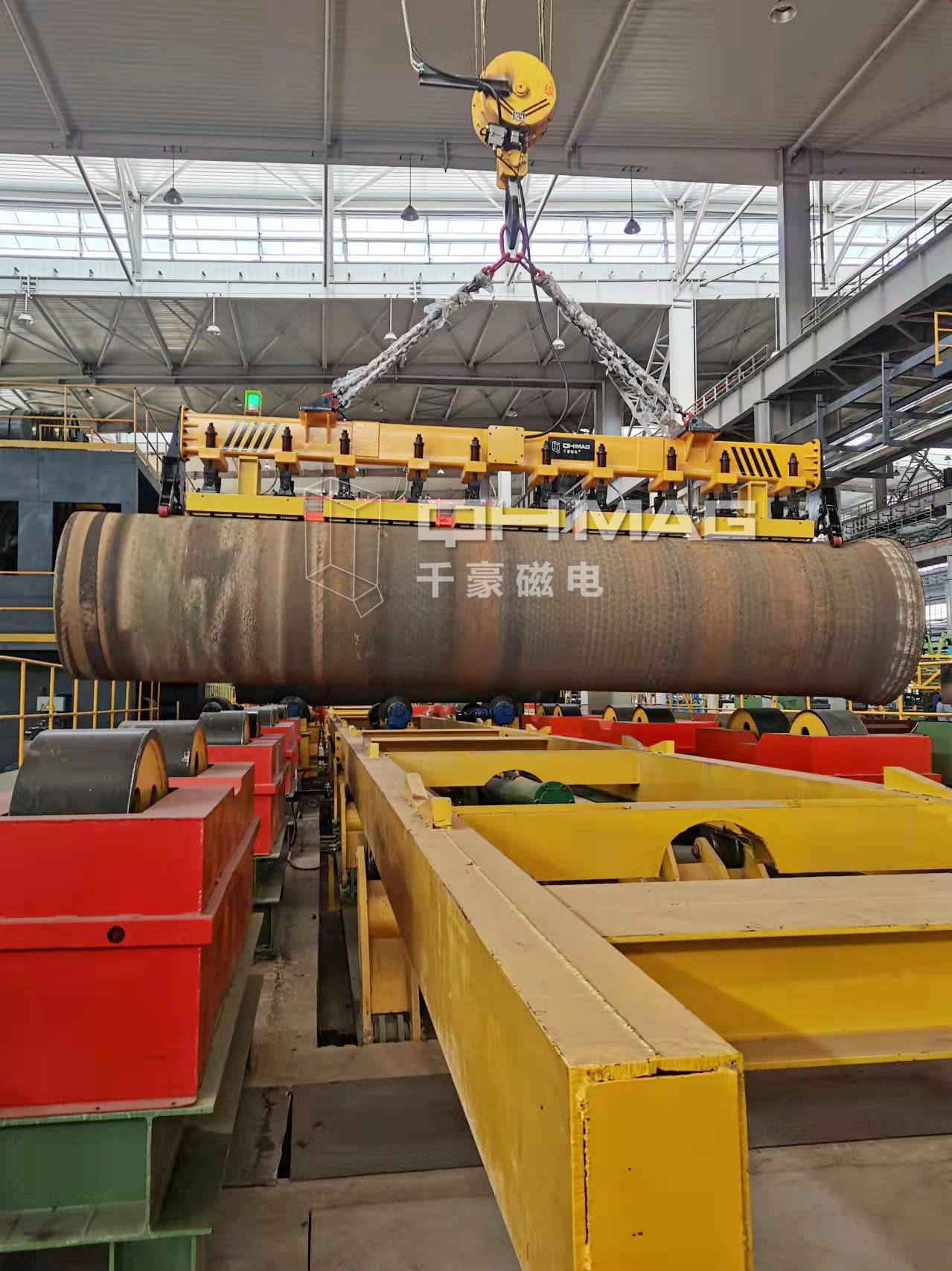 吊鋼管專用吊具,鋼管吊具,電永磁吊具，千豪